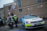 Politiet i Danmark kører i dieseldrevne VW Passat-patruljevogne. Men el-bilerne er så småt på vej ind i vognparken hos politistyrker i udlandet. Foto: Janus Engel