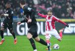 AaB'eren Louka Prip trykker af i søndagskampen på udebane i Herning mod Superliga-topholdet FC Midtjylland. Foto: Claus Fisker/Ritzau Scanpix