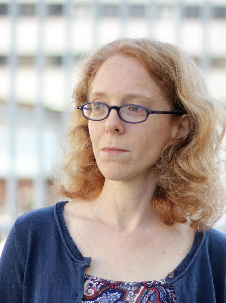 Noga Albalach har skrevet en gribende lille roman om en dement gammel mand. 