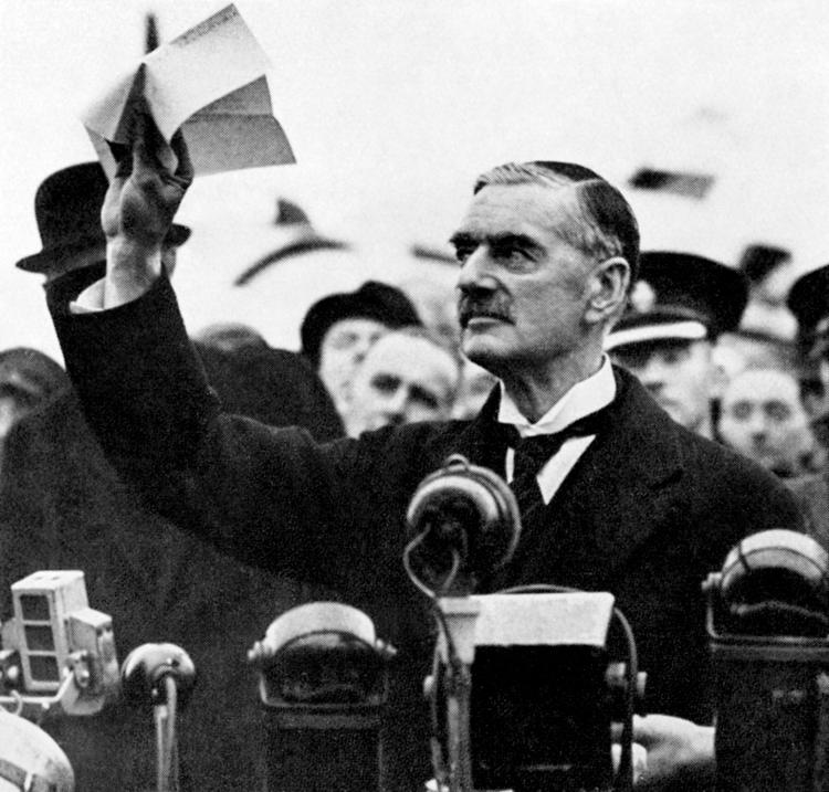 Den britiske premierminister Neville Chamberlain kæmpede i München i 1938 for freden, men endte med et eftermæle som naiv.  Foto: Polfoto/Ritzau Scanpix