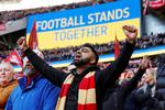 En Liverpool-fan med et klart budskab i baggrunden på Wembley, hvor Chelsea og Liverpool mødtes i Carabao Cup-finalen, hvor Liverpool i øvrigt vandt efter straffesparkskonkurrence. Foto: John Sibley/Ritzau Scanpix