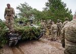Forsvarets kampbataljon på højt beredskab træner i øvelsesterrænet ved Oksbøllejren. Forsvaret har sat bataljonen på skærpet beredskab i forbindelse med situationen i Rusland og Ukraine og den er klar til at blive udsendt og indsat i løbet af 1-5 dage, hvis det kræves. Foto: Bo Amstrup/Ritzau Scanpix