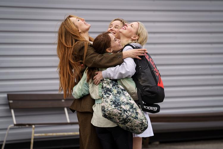 Sofie Helin, Elin Klinga, Anja Lundqvist og Julia Dufvenius spiller de fire 'Sex and the City'-agtige veninder i HBO Max-serien 'Lust'. 