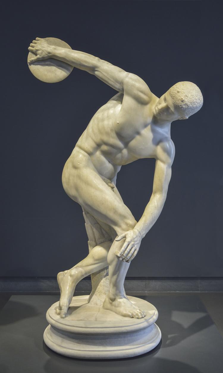 Discobolus_in_National_Roman_Museum_Palazzo_Massimo_alle_Terme_WIKI