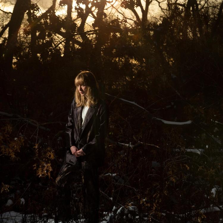 Selv på pladeomslaget knytter det nye album fra The Weather Station an til forgængeren 'Ignorance'. 