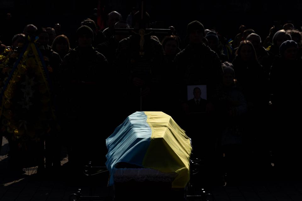 Ukrainske soldater begraves. Foto: Yuriy Dyachyshyn/Ritzau Scanpix