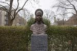 Busten står i dag på Kejserinde Dagmars Plads på Frederiksberg. Men politikere på Frederiksberg vil sende den retur til Rusland. Foto: Tilde Døssing Tornbjerg
