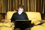 Eliot Higgins , grundlægger af 'Bellingcat' - nu sagsøgt for injurier af russiske lejesoldaters ankermand. 