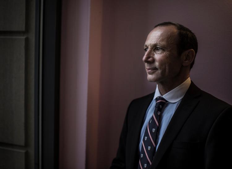Den danskfødte advokat Dan Shefet, der til daglig bor i Frankrig, kritiseres for at have legitimeret et kontroversielt valg i Moskva i 2019. Advokaten afviser kritikken og fortryder ikke, at han tog afsted. Foto: Jonas Olufson