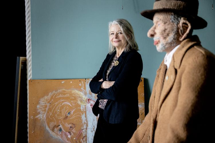 Mette Skougaard er her fotograferet sidste år, da Det nationale portrætgalleri på Frederiksborg Slot udstillede værker fra den nordiske portrætkonkurrence ’Portræt nu!. Foto: Mads Nissen