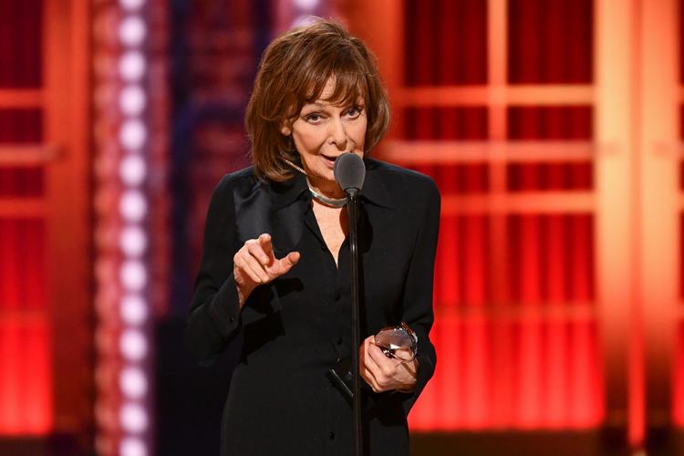 I maj 2019 modtog Elaine May en Tonypris for sine hovedrolle i 'Waverly Gallery' på Broadway. Det var første gang i årevis, alsidige May optrådte på et Broadwayteater.  Foto: Charles Sykes/Ritzau Scanpix