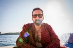 I rollen som sig selv spiller Nicolas Cage den fallerede skuespiller, som den etablerede filmverden har insisteret på, at han har været i størstedelen af sin karriere. Foto: Nordisk Film 