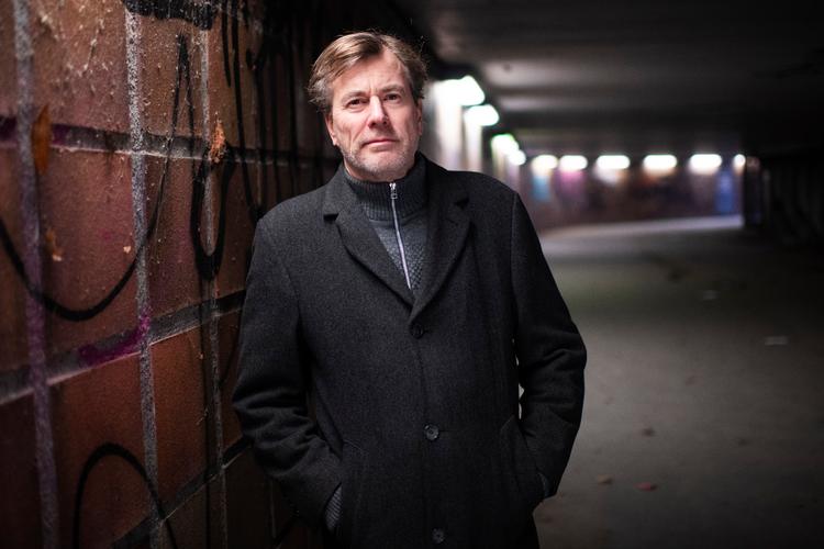 Forfatteren Benn Q. Holm sætter pris på det borgerlige liv, men ikke på småborgerlighed.  Arkivfoto Gregers Tycho