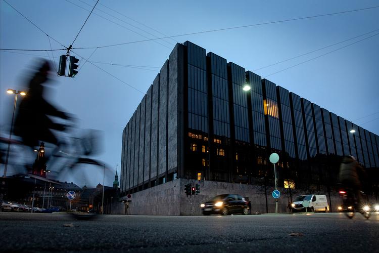 Danmarks Nationalbank udstedte i 2008 ekstra statsobligationer for 27,6 milliarder kroner. Finansministeriet tog skridt til det »uden en saglig begrundelse for, at udstedelsen er i statens interesse«, konkluderer Rigsrevisionen.  Foto: Finn Frandsen