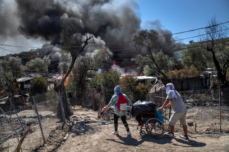 I september 2020 udbrød der brand i Europas største lejr for flygtninge og migranter, Moria-lejren på Lesbos, Grækenland, og omkring 12.000 flygtninge og migranter blev hjemløse.  Foto: Jacob Ehrbahn