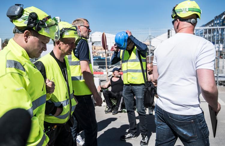 Blokade ved en byggeplads på Vindmøllevej i København, hvor der blev demonstreret mod social dumpning. Arkivfoto.  Foto: Mogens Flindt