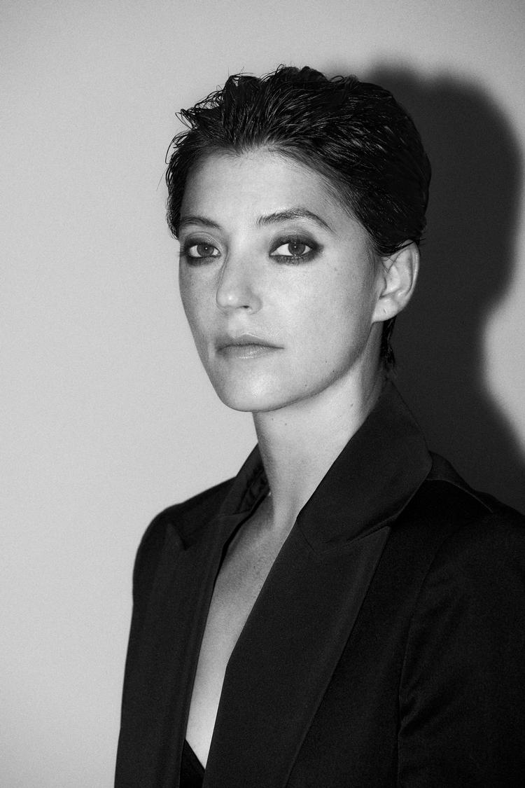 Som en understregning af, at det nye album skal opleves som en helhed, har Sharon Van Etten insisteret på, at ingen singler måtte bane vejen forud for 'We've Been Going About This All Wrong'. Foto: Michael von Schmelling