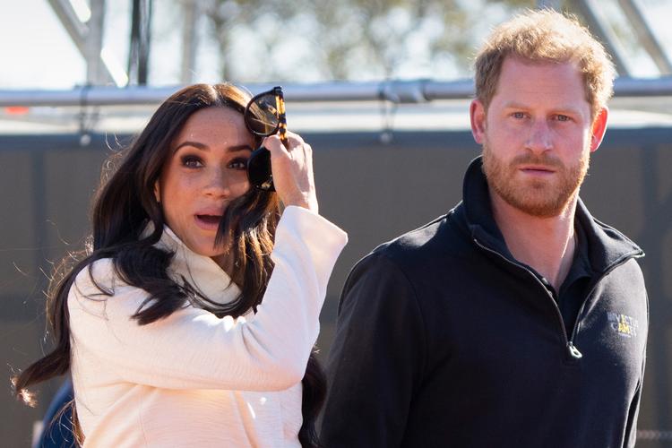  Meghan Markle og hendes mand den tidligere Prins Harry besøger 'Invictus Games' i Haag i april 2022. Sportsstævnet, som er for tilskadekomne militærpersoner og veteraner, skal danne rammen om en tv-serie, Prins Harry skal lave for Netflix. Foto: Peter Dejong/Ritzau Scanpix