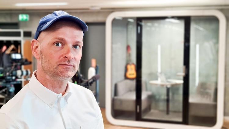 Tjah. Bum. DR's nye kulturprogram 'Kulturelt' opererer på et nice to know-niveau. Man kunne godt ønske sig lidt højere ambitioner.  Foto: Paw Lindegaard/DR