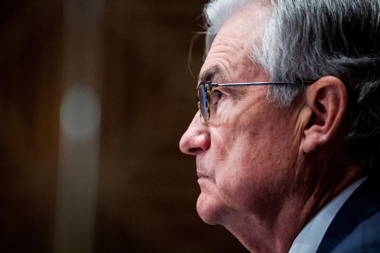 Den amerikanske centralbank med Jerome Powell i spidsen har for første gang siden år 2000 hævet renten med mere end 0,25 procentpoint.  Foto: Pool/Ritzau Scanpix
