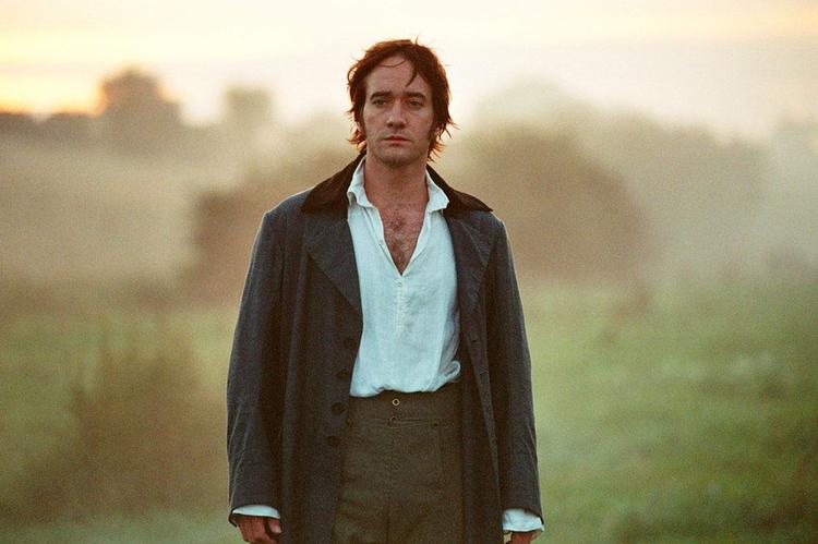 Romancelitteraturen sætter det kvindelige begær og kærlighedsliv i fokus, og derfor bliver genren betragtet som feministisk. På billedet her rettes det liderlige blik mod Mr. Darcy spillet af Matthew Macfadyen fra 2005-filmatiseringen af Jane Austens 'Stolthed og fordom', der er en vigtig forløber for den moderne romance. Foto: WORKING TITLE/REX/SHUTTERSTOCK
