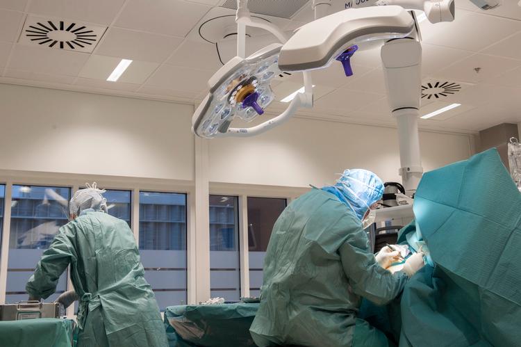 »Det er kommet så vidt, fordi vi har haft en for lille kapacitet, og på nogle måder en for langsom udvikling af de rigtige metoder«, siger Ole Thomsen, koncerndirektør i Region Midtjylland. Foto: Stine Rasmussen