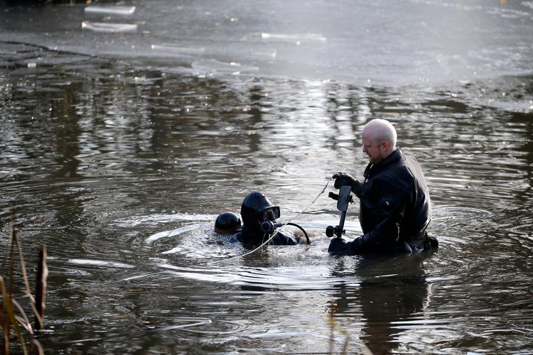 Dykkere eftersøgte Elverparken i Herlev under efterforskningen. Arkivfoto. Foto: Jens Dresling