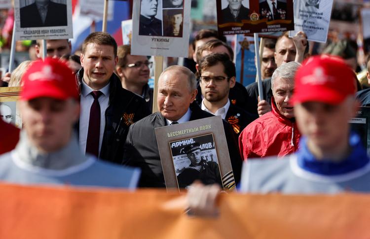 Ruslands præsident Vladimir Putin
under 77-årsjubilæet for Ruslands sejr over Nazityskland. Foto: Maxim Shemetov/Ritzau Scanpix