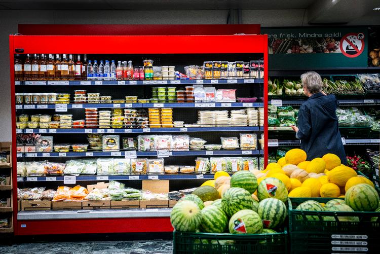 Coop vil sætte større fokus på deres såkaldte basislinjer, altså de enkelte supermarkeders egne linjer, så de bliver mere tydelige for kunderne. Foto: Linda Johansen