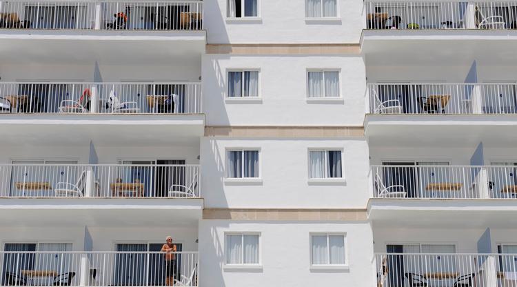 ’Turismen er vendt tilbage til Mallorca og med alle dens udskejelser’, skriver det lokale dagblad Diario de Mallorca i en kommentar.   Foto: Christof Stache (arkiv)/Ritzau Scanpix