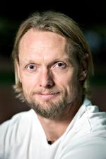 Tidligere tennisspiller Kenneth Carlsen må se sig overhalet af Holger Rune, der nu er den bedst placerede dansker på verdensranglisten nogensinde.  Foto: Lars Krabbe
