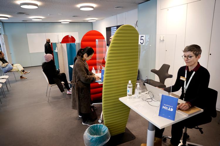Københavns Kommune har syv Borgerservicecentre på tværs af byen. Tidsbestillingerne har effektiviseret sagsbehandlingen og skabt grobund for udvidede åbningstider, siger chef Line Friedrichsen. Foto: Jens Dresling