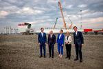 Mette Frederiksen viste i Esjberg en del af Danmarks grønne erhvervseventyr frem for regeringslederne fra Holland, Belgien og Tyskland samt kommissionsformand Ursula von der Leyen.  Foto: Jacob Ehrbahn
