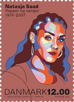 Natasja Saad (1974-2007), rapper, sanger og sangskriver i et mandsdomineret miljø, hvor hun banede vej for etniske minoriteter i musikken.  Foto: Postnord