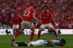 Jubel efter selvmålet, der sendte Nottingham Forest op i Premier League.  Foto: Adrian Dennis/Ritzau Scanpix