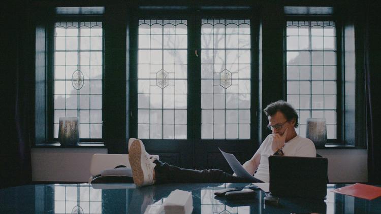 Milliardæren Petter Stordalen købte Spies Rejser på det dårligst tænkelige tidspunkt: lige inden coronakrisen ramte. 