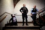 I flere omgange har byggeriet på Amager Fælled fået miljøaktivister til at gribe til civil ulydighed. I oktober indtog 17 personer klædt ud som dyrearter Teknik- og Miljøforvaltningens direktionskontor på Københavns Rådhus. Foto: Martin Lehmann