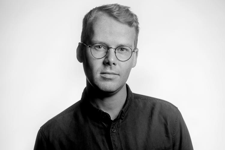 »Hvor er den håbløst sindssyge drøm om radikal frihed, provokationen og begæret efter overskridelse? Hvor kommer dette manifests pæne forsigtighed fra?«, skriver Politikens anmelder Christian Johannes Idskov i denne kommentar til det opråb mod sexisme i litteraturkritikken, 172 danske forfattere for nyligt underskrev her i avisen.  Foto: Mads Nissen