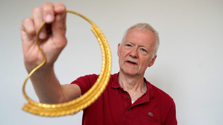 Allerede som barn gravede Peter Vang Petersen efter fund i markerne på Lolland, hvor han voksede op. Foto: John Fhær Engedal Nissen