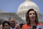     WASHINGTON, DC - JUNE 8: Speaker of the House Nancy Pelosi (D-CA) speaks during a news conference announcing a resolution to condemn replacement theory outside the U.S. Capitol June 8, 2022 in Washington, DC. Replacement theory is a conspiratorial ideology that alleges White people and their influence are being replaced by non-White people through immigration and higher birth rates. Drew Angerer/Getty Images/AFP == FOR NEWSPAPERS, INTERNET, TELCOS &amp; TELEVISION USE ONLY ==   Foto: Drew Angerer/Ritzau Scanpix