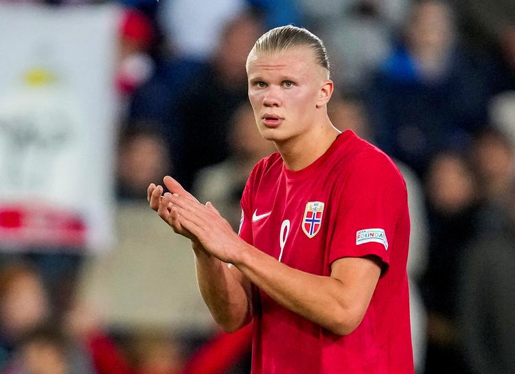 Erling Haaland har skrevet under på en kontrakt, som betyder, at han er Manchester City-spiller frem til 2027. Han skifter fra Dortmund. Foto: Ntb/Ritzau Scanpix