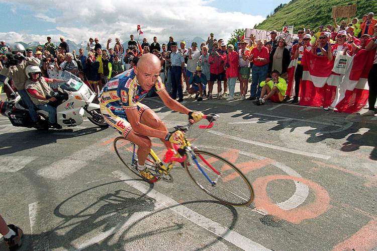 En af Tour de france-historiens mest berømte bjergryttere, Marco Pantani, her fra løbet i 2014. Nu hedder det en grimpeur ifølge Den Danske Ordbog. arkivfoto Michael Steele