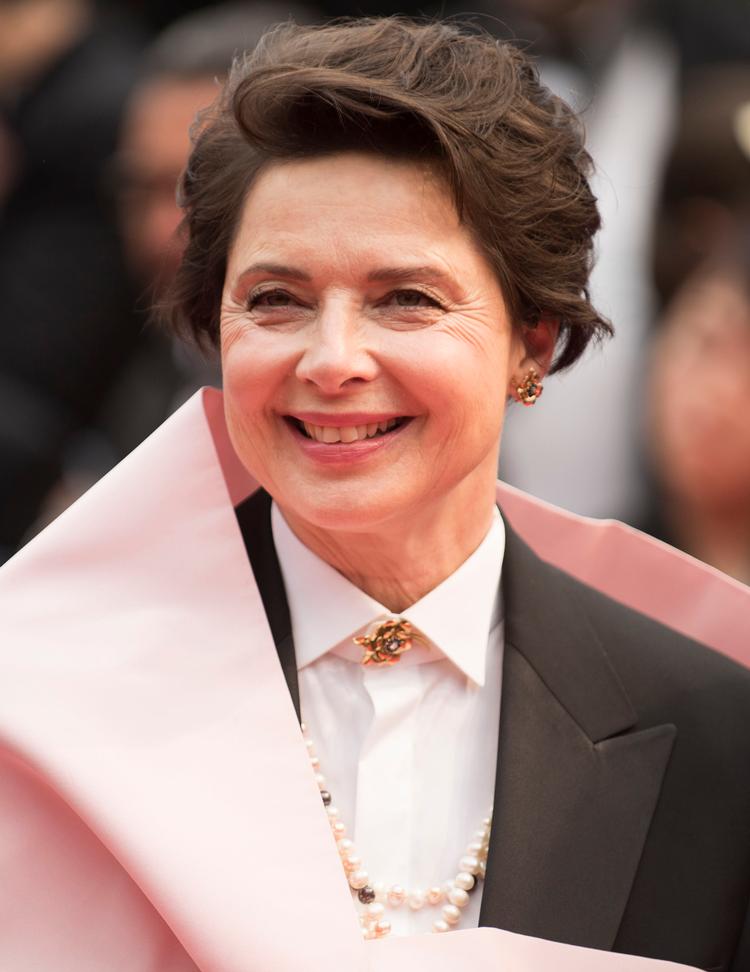 Isabella Rossellini er blandt andet kendt for sin hovedrolle i David Lynch-filmen 'Blue Velvet', men hun har også lavet mange andre film. For eksempel en, hvor hun selv bliver født. Af sin far.  Foto: Arthur Mola/Ritzau Scanpix