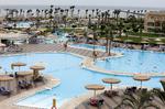 Sharm El-Sheikh ved Rødehavet er kendt som turistby med mange hoteller. Men ved klimatopmødet bliver ophold markant dyrere end normalt. Foto: Mohamed Abd El Ghany/Ritzau Scanpix