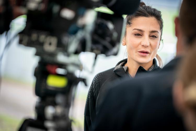Nadia Nadim forklarede sig og benyttede lejligheden til at gå til modangreb på pressen. Foto: Mads Claus Rasmussen/Ritzau Scanpix