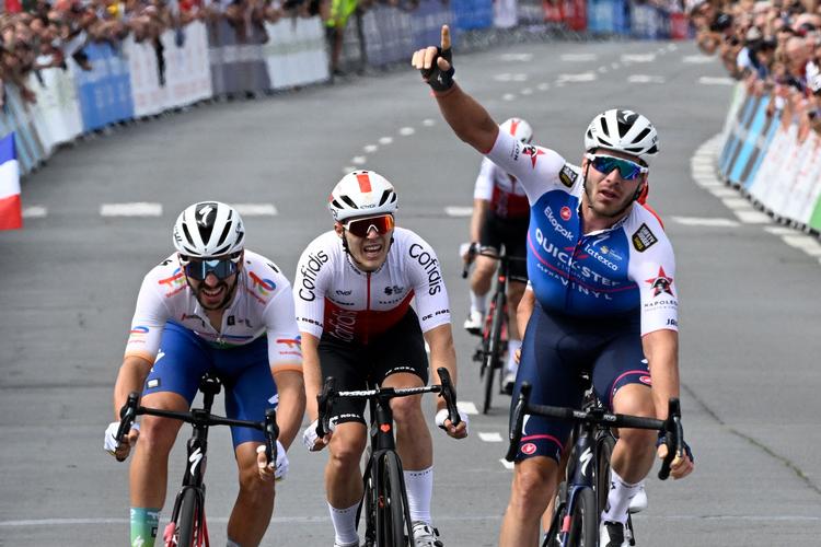 Florian Sénéchal vinder det franske mesterskab, men han står ikke på startlisten hos Quick-Step Alpha Vinyl til Tour de France.
 Foto: Damien Meyer/Ritzau Scanpix