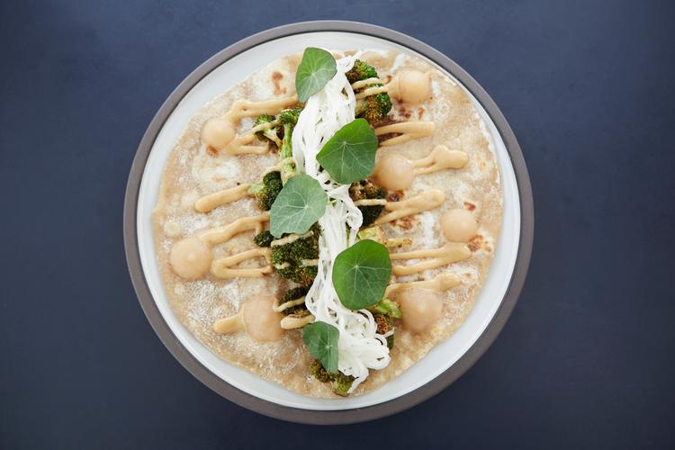 Kolos kebabs går under navnet kolobabs og fås med fyld som hyben, majroe og dybstegt broccoli.  Foto: Hans Christian Jacobsen