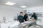 Karam Ayad blev så frustreret over et afslag på en ny kok fra udlandet, at han klagede og fik medhold på alle punkter i Udlændingenævnet. Men han må stadig lukke butikker, da det er umuligt at få kokke. I begyndelsen af 2021 var der 28 sushirestauranter i hans kæde. Nu er der 22.   Foto: Jens Hartmann/Jens Hartmann
