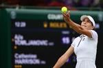 Australske Ajla Tomljanovic, der har kroatisk baggrund, fortæller, at spillerne rejser rundt med hjemmetest i bagagen, så de kan tjekke sig selv for coronavirus, hvis de får symptomer.    Foto: Adrian Dennis/Ritzau Scanpix