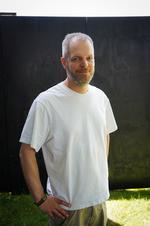 Anders Wahrén har været programchef for Nordens største musikfestival, Roskilde Festival, siden 2014. Her ses han på årets festival. Foto: Matthias Grandjean. 